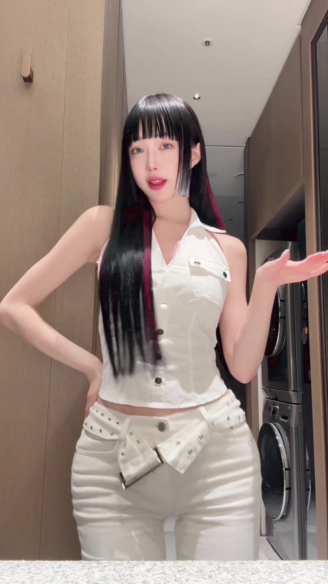 @๐ ๋ฃจ๋ํด LUNA KIM ๐