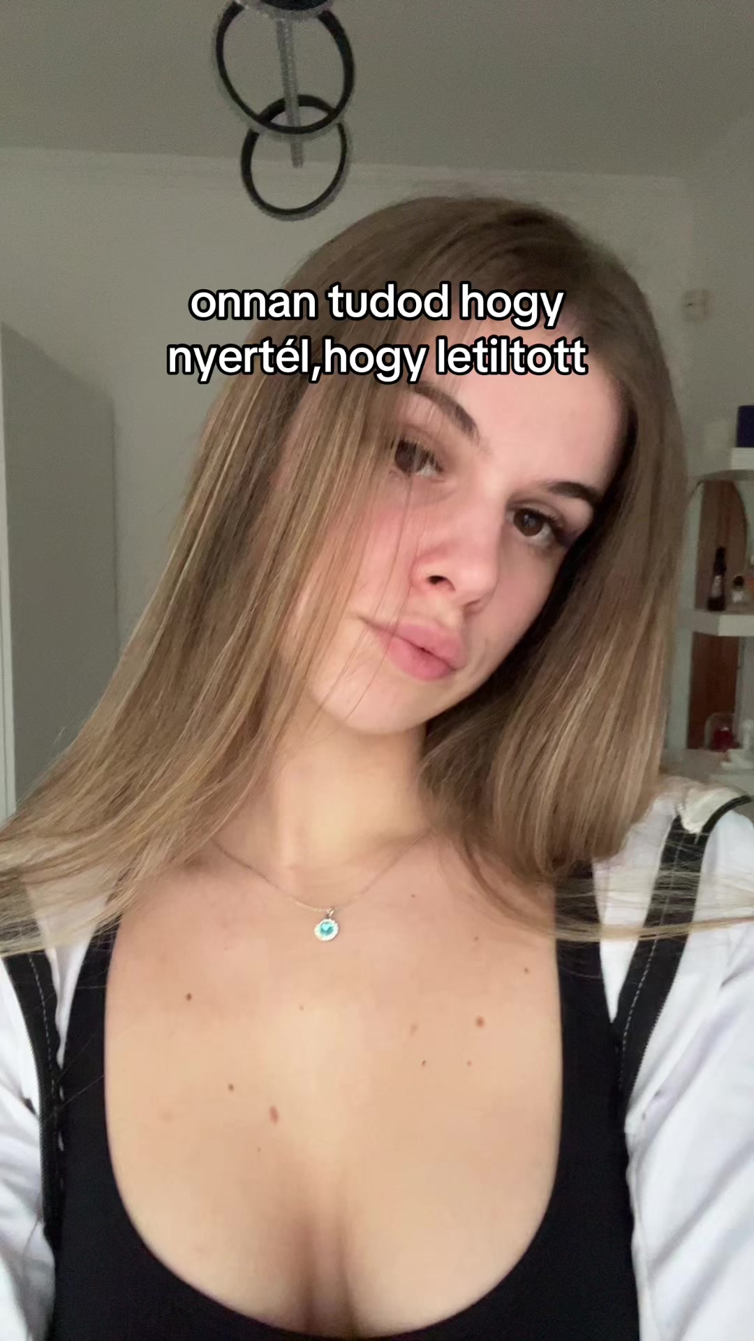 @Szabo Laura