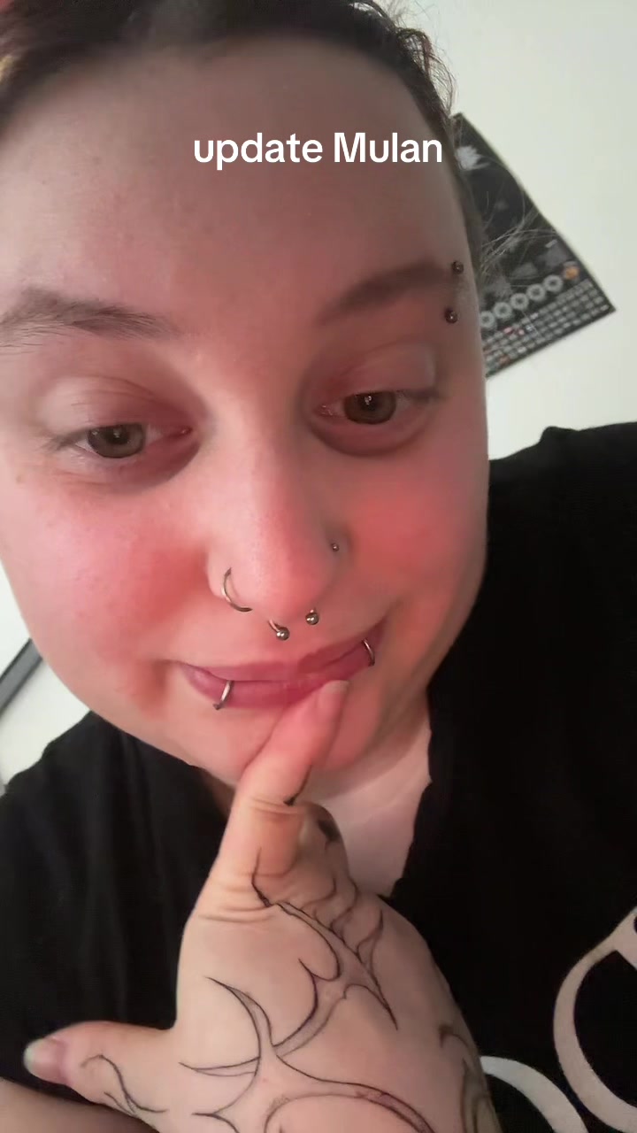 @Celia Blomgren 🕷️