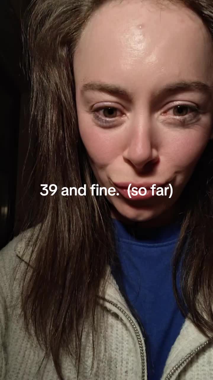 @lollyybmnqh