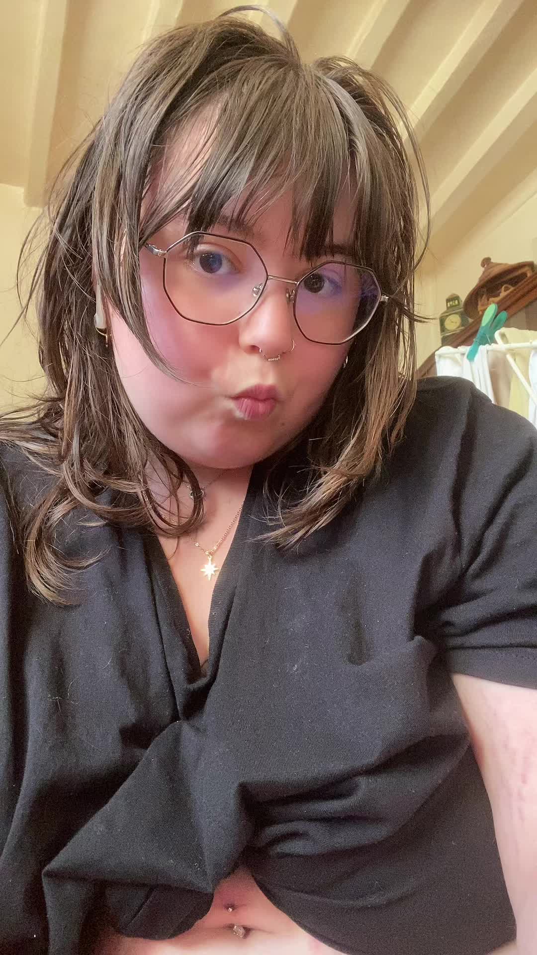 @Ossilia