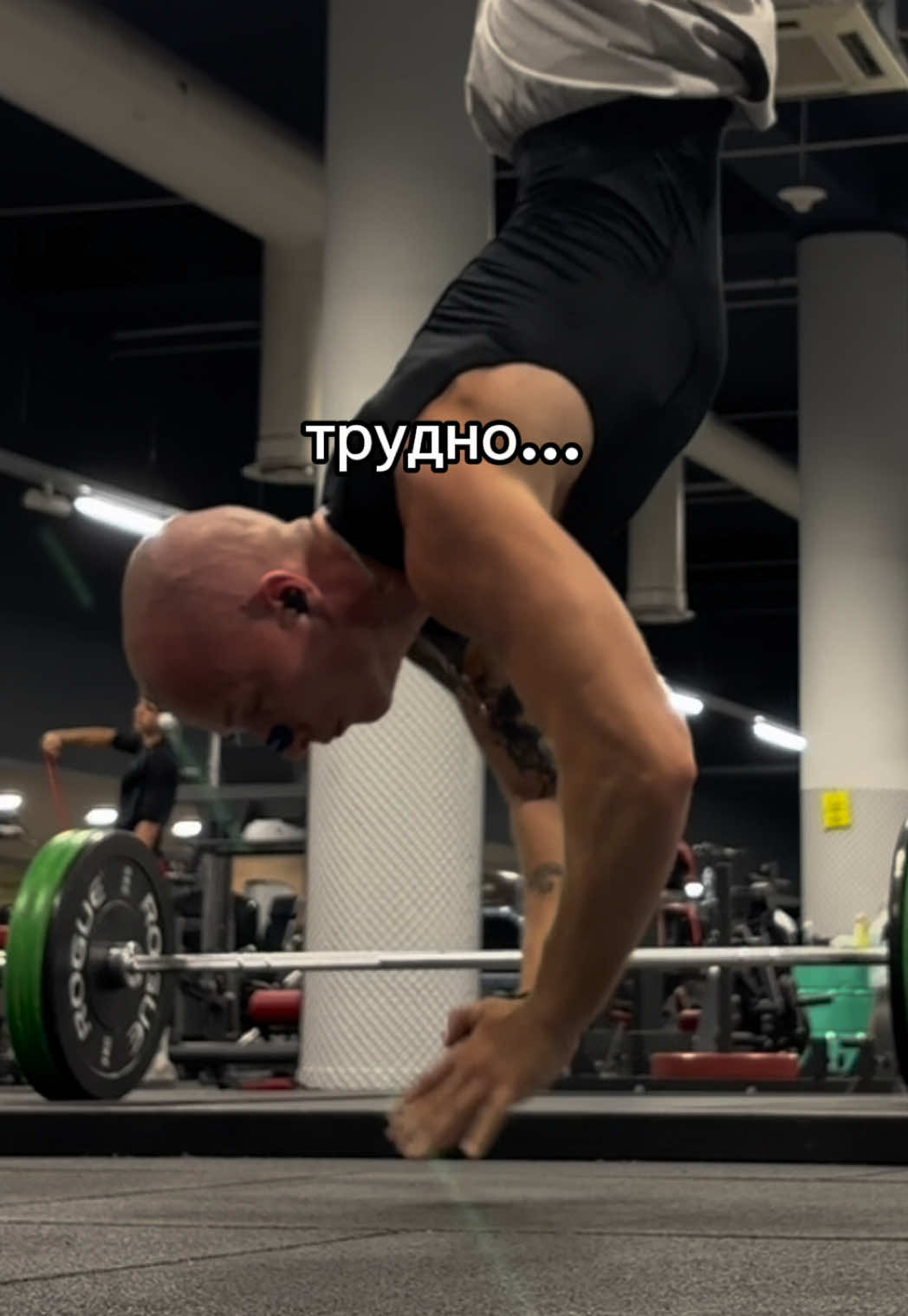 @tushevonthebars