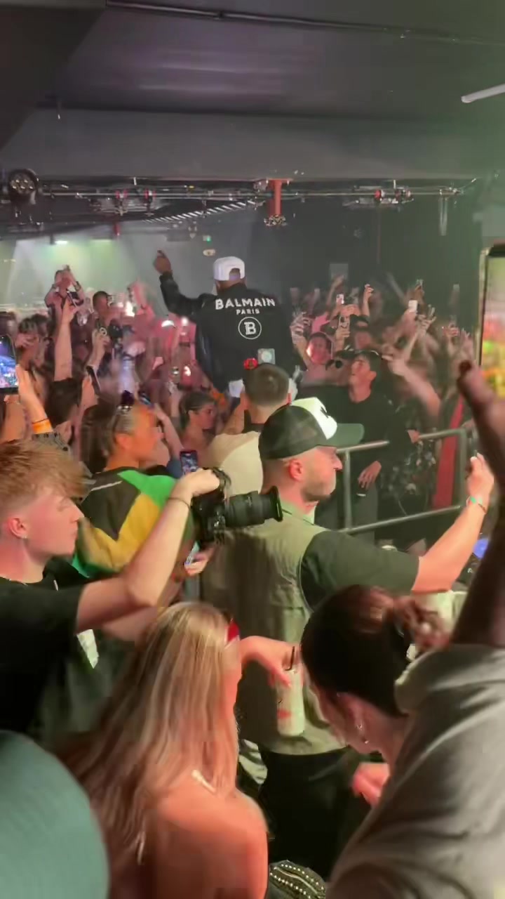 @Dizzee Rascal