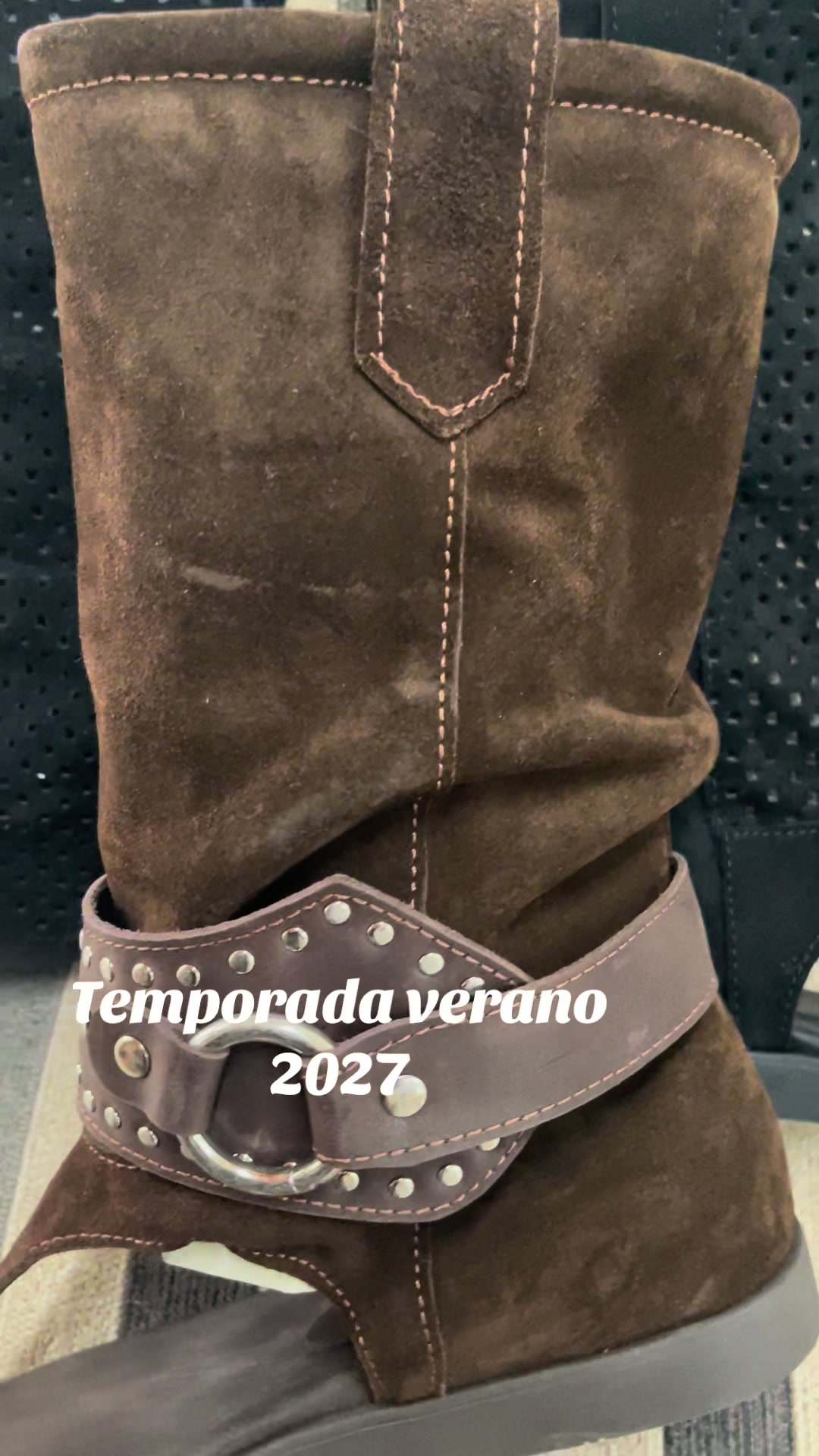 @Zapatos Yulii