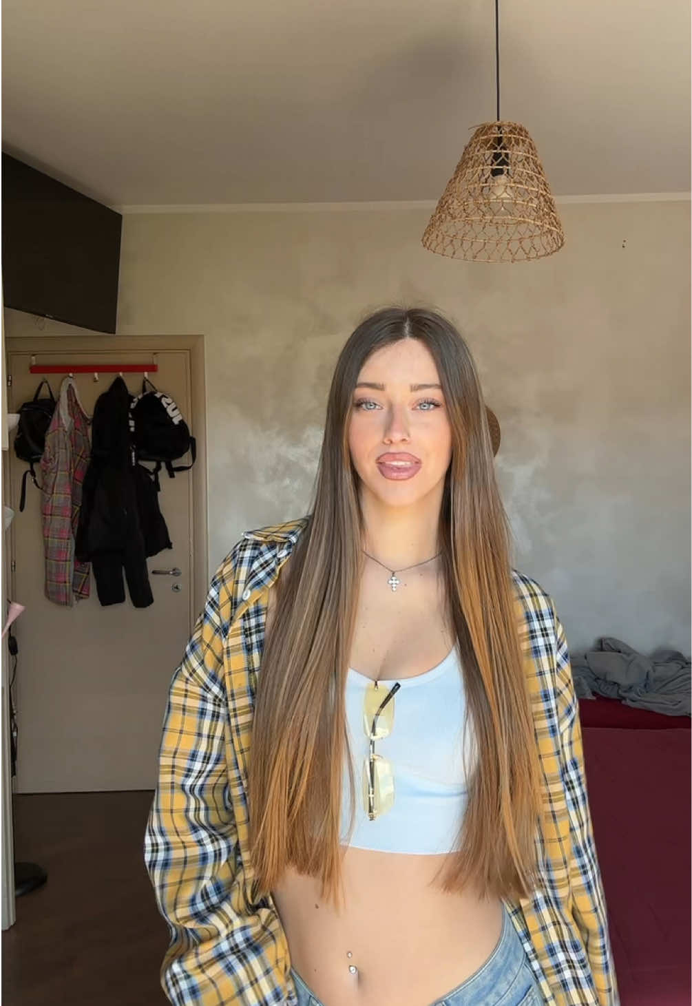 @lylluzza