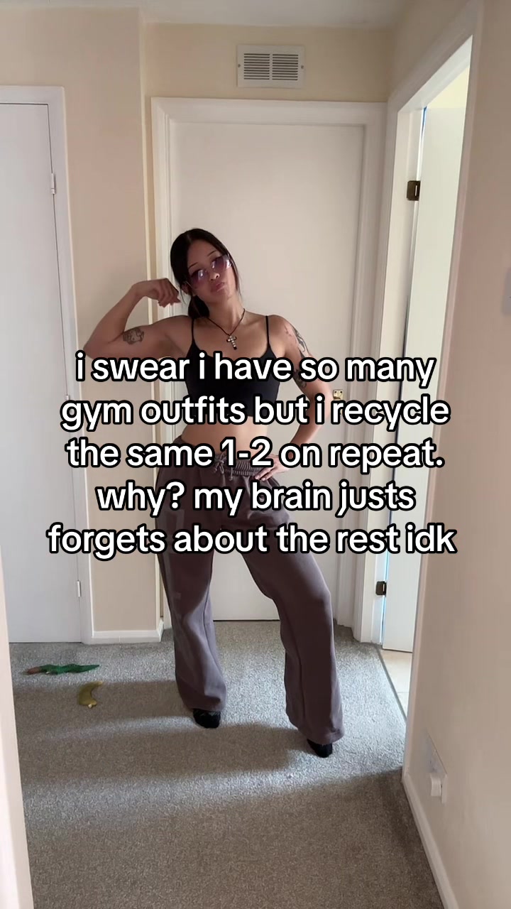 @tinameowz