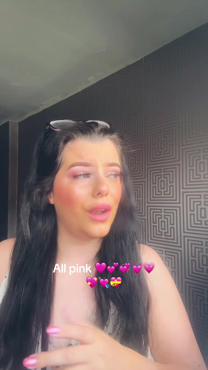 @Chloe~ boy mum x