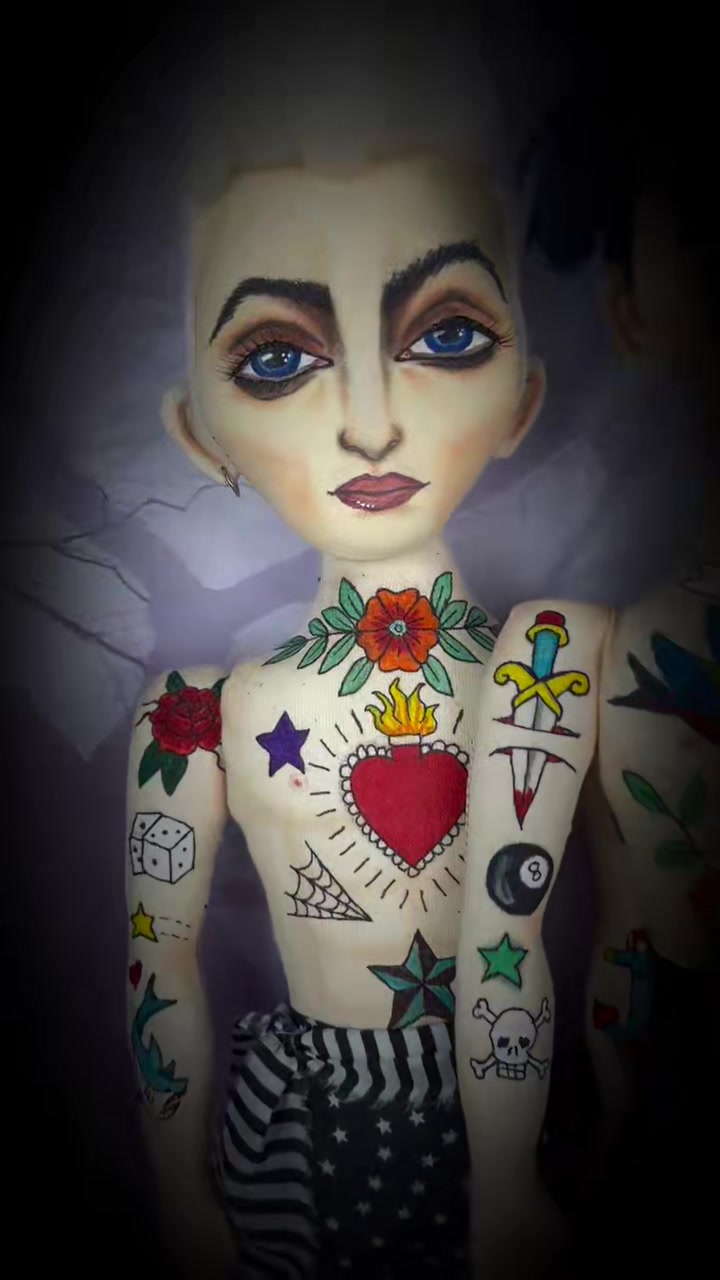 @damnatodolls