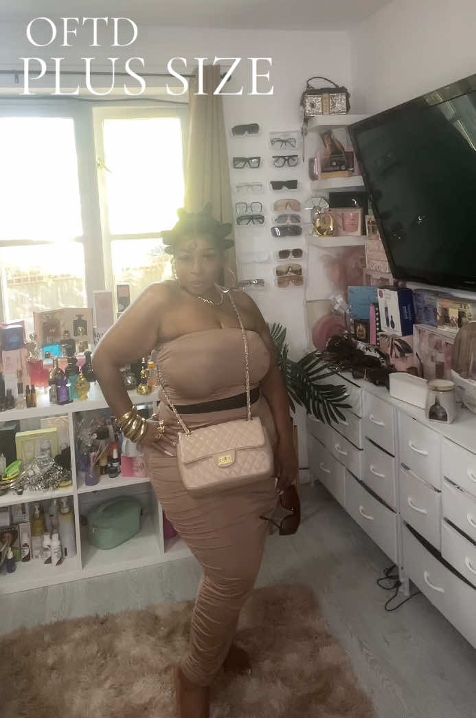 @CICI bougie budget queen💎