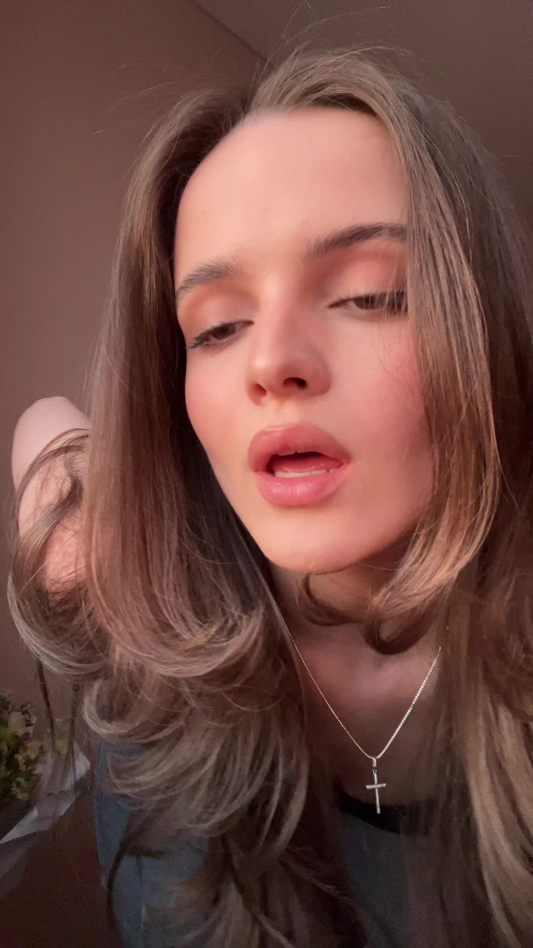 @valeriya