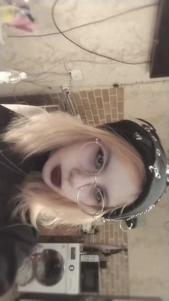 @𝕸𝖎𝖈𝖍𝖊𝖑𝖑𝖊