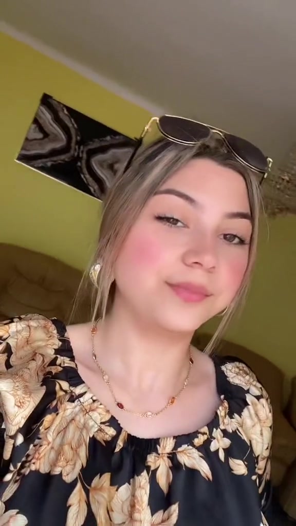 @𝓈𝓉𝑒𝓁𝒶_𝑜𝒻𝒾𝒸𝒾𝒶𝓁𝒶