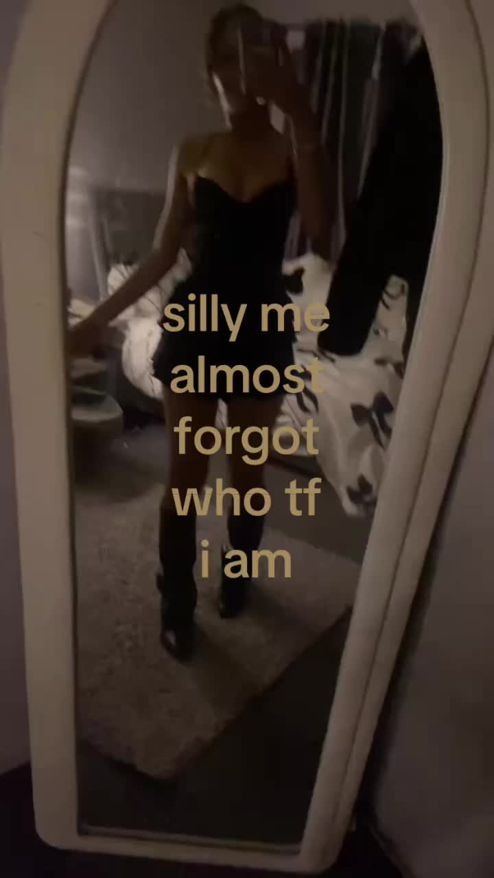 @👻