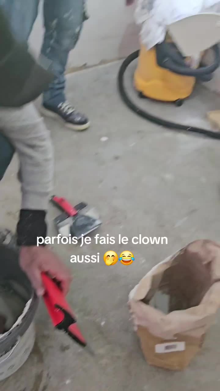 @Sàndriine la peintre 🖌👷♀️