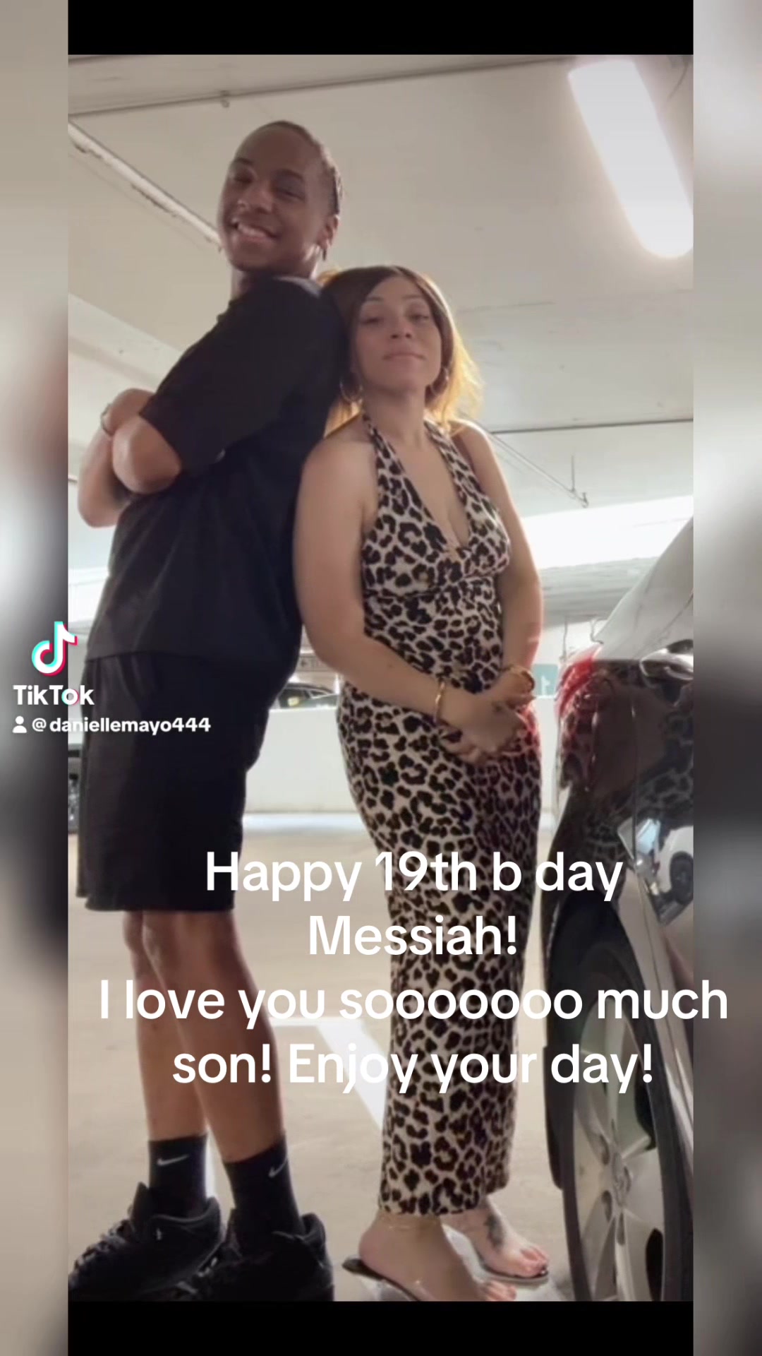 @daniBOMBSHELL
