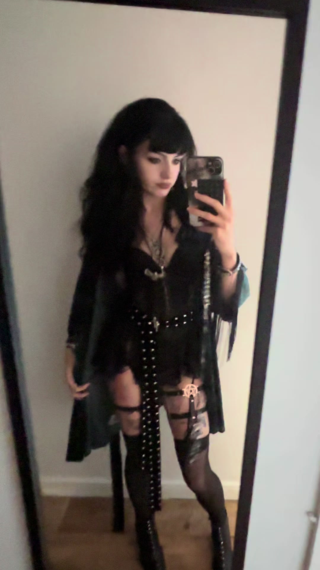 @Hallie._.alchemy