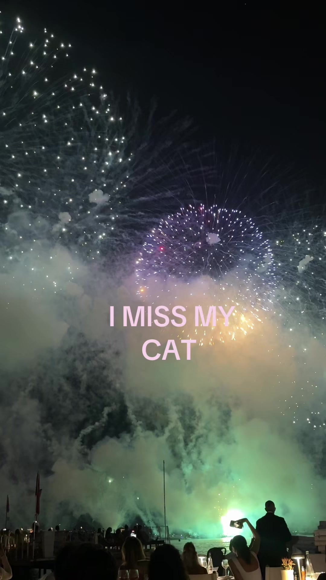 @H B