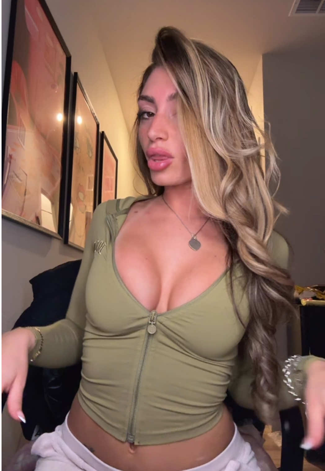 @Lily