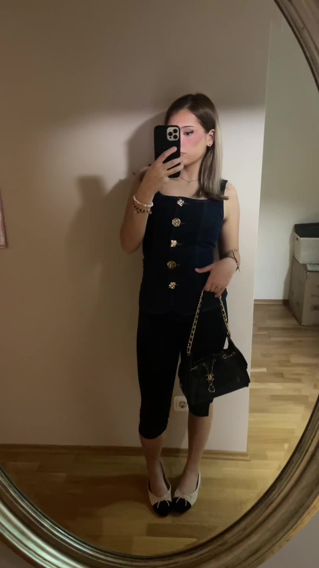 @𝐂𝐞𝐫𝐞𝐧