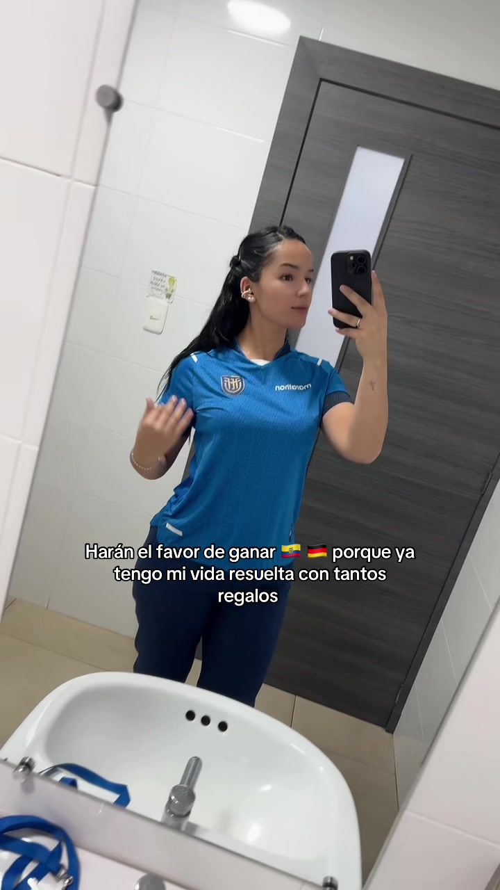 @andreita_cardenas