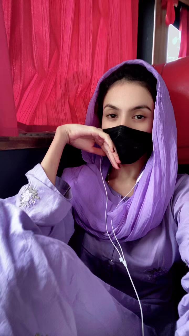 @Amna haraj roshnpor โ๏ธ๐
