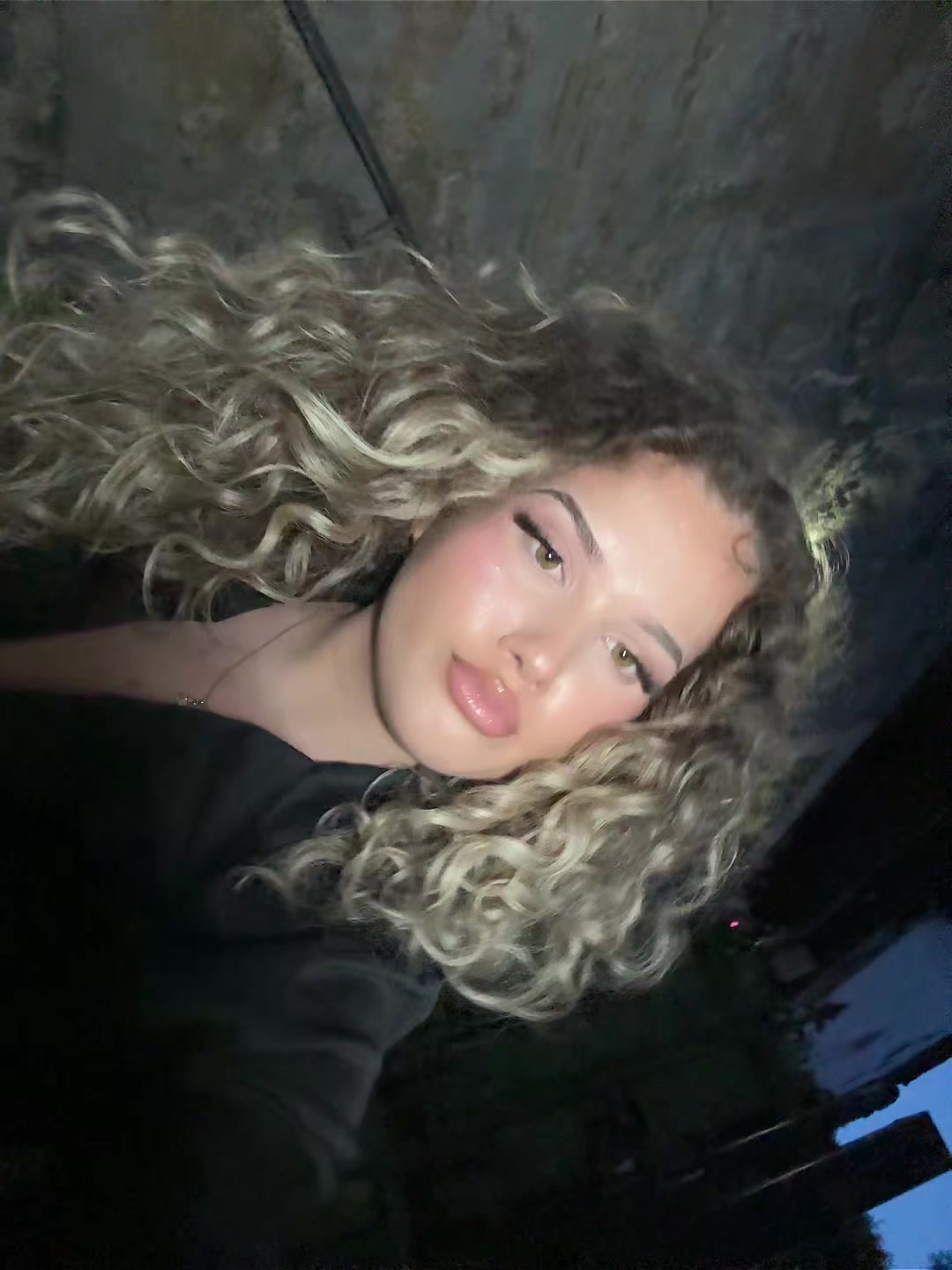 @Albinams