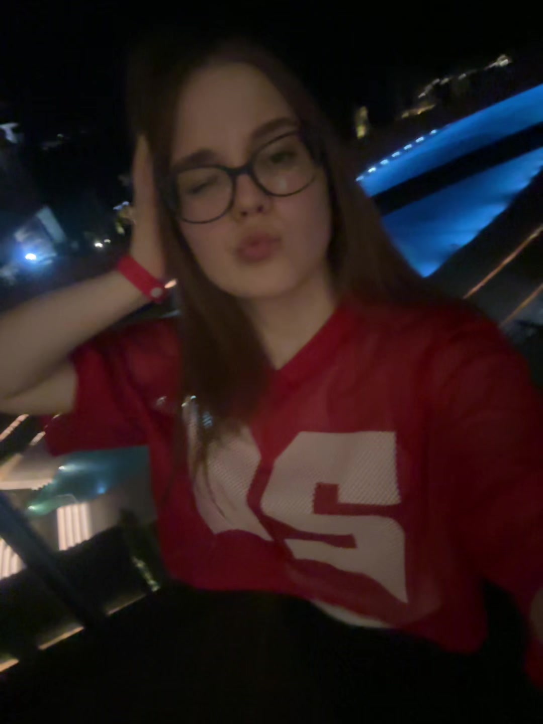 @annfox