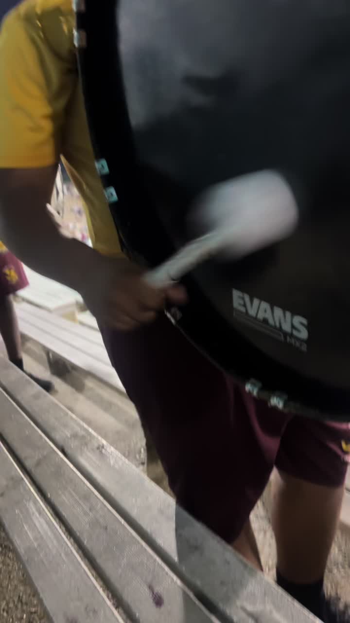 @️