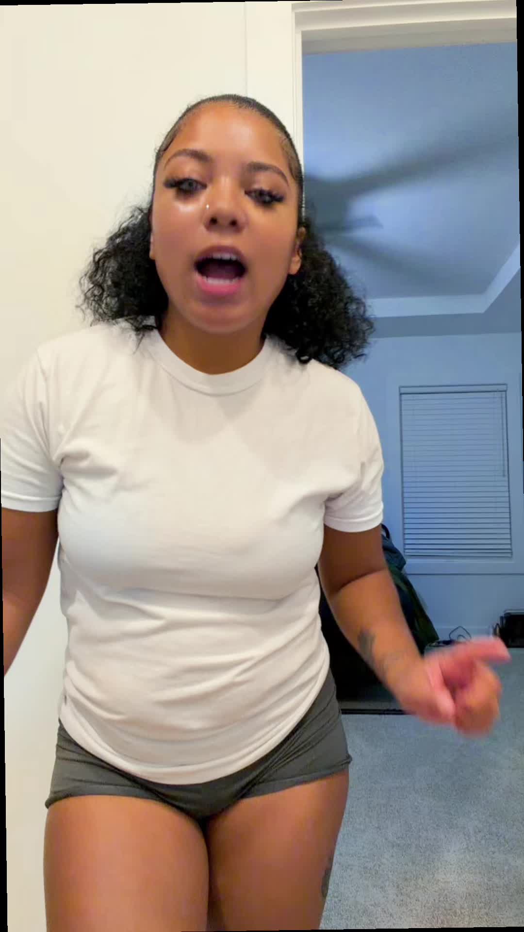 @Angela