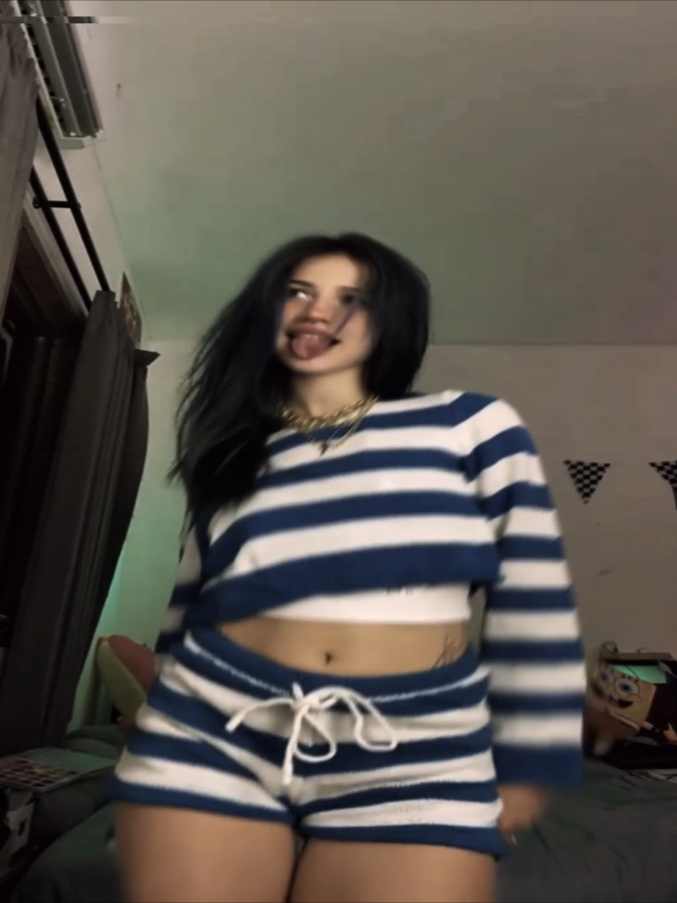 @𝐅𝐞𝐚𝐫𝐫𝐨 ☠️🎧