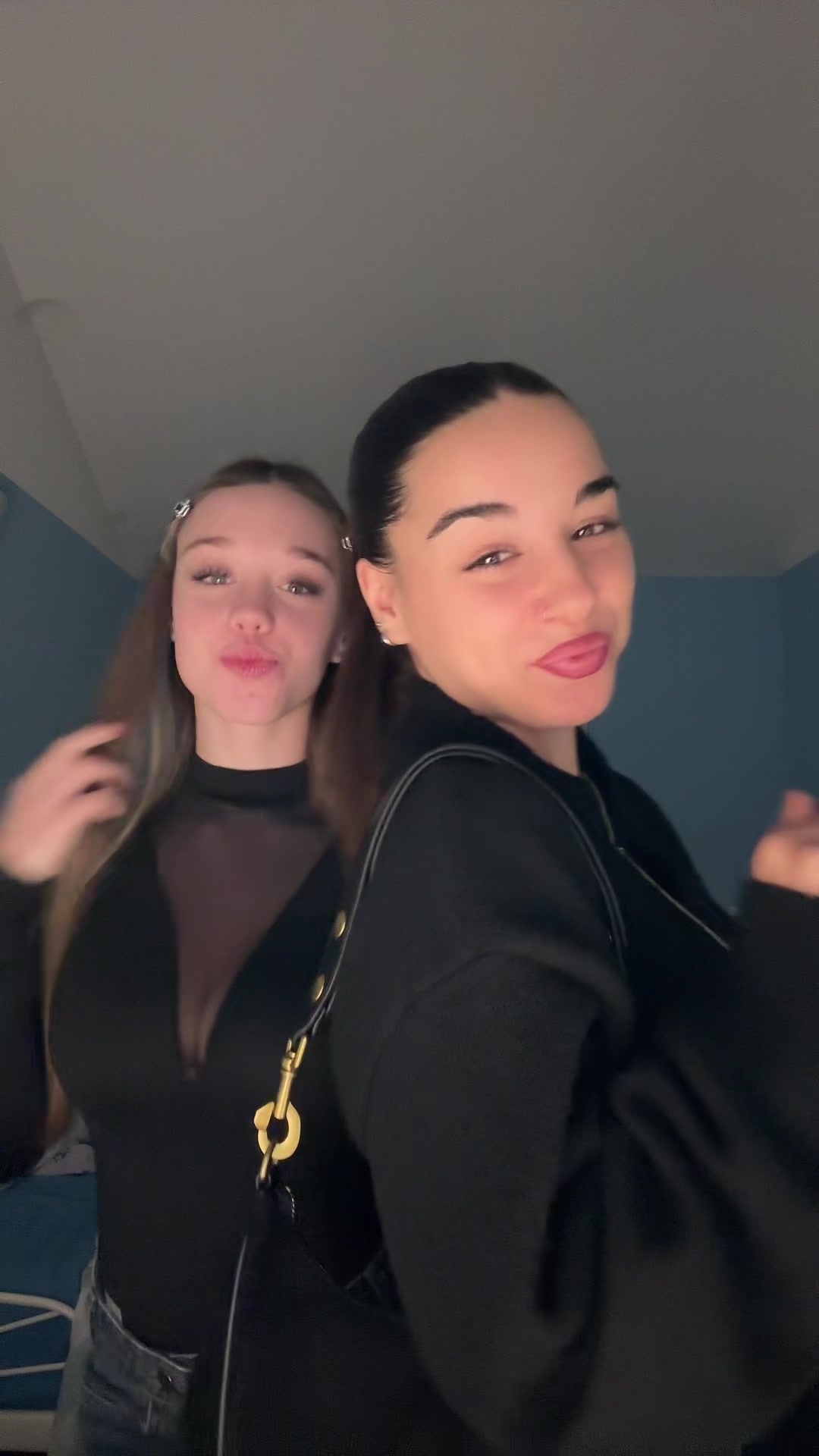 @alice.azzo