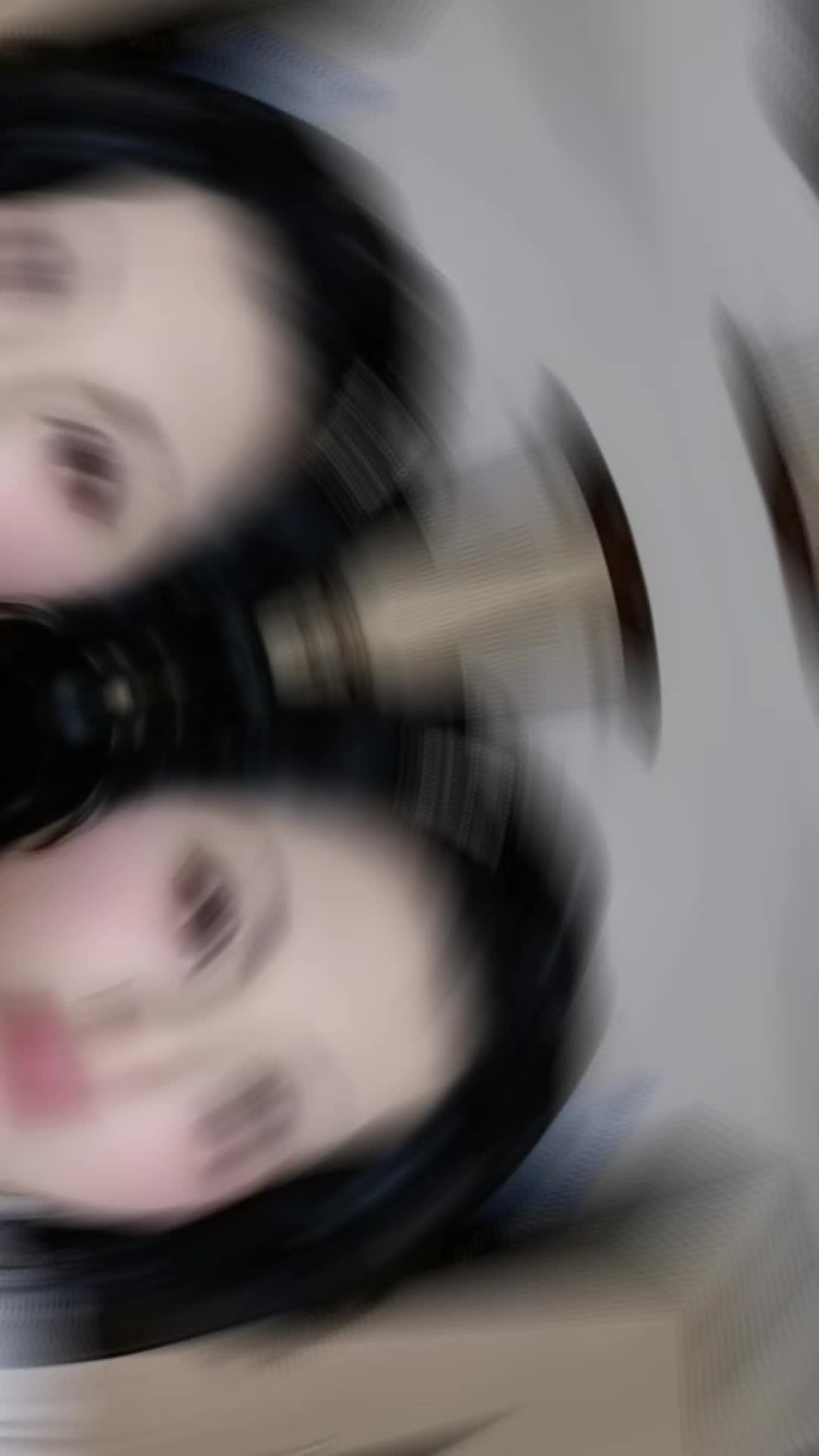 @Liliana Iordache