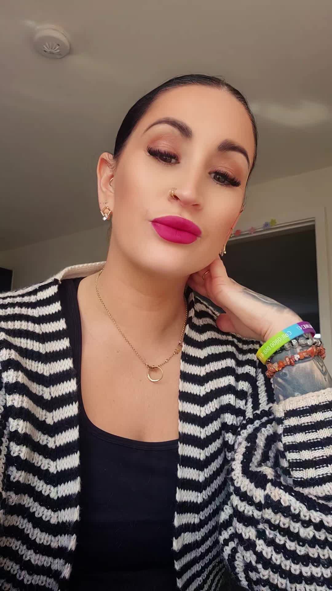 @Holly-Jane