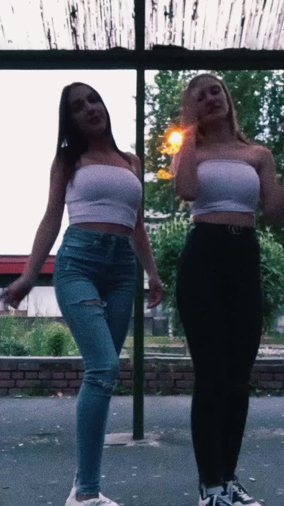 @Helga Csór