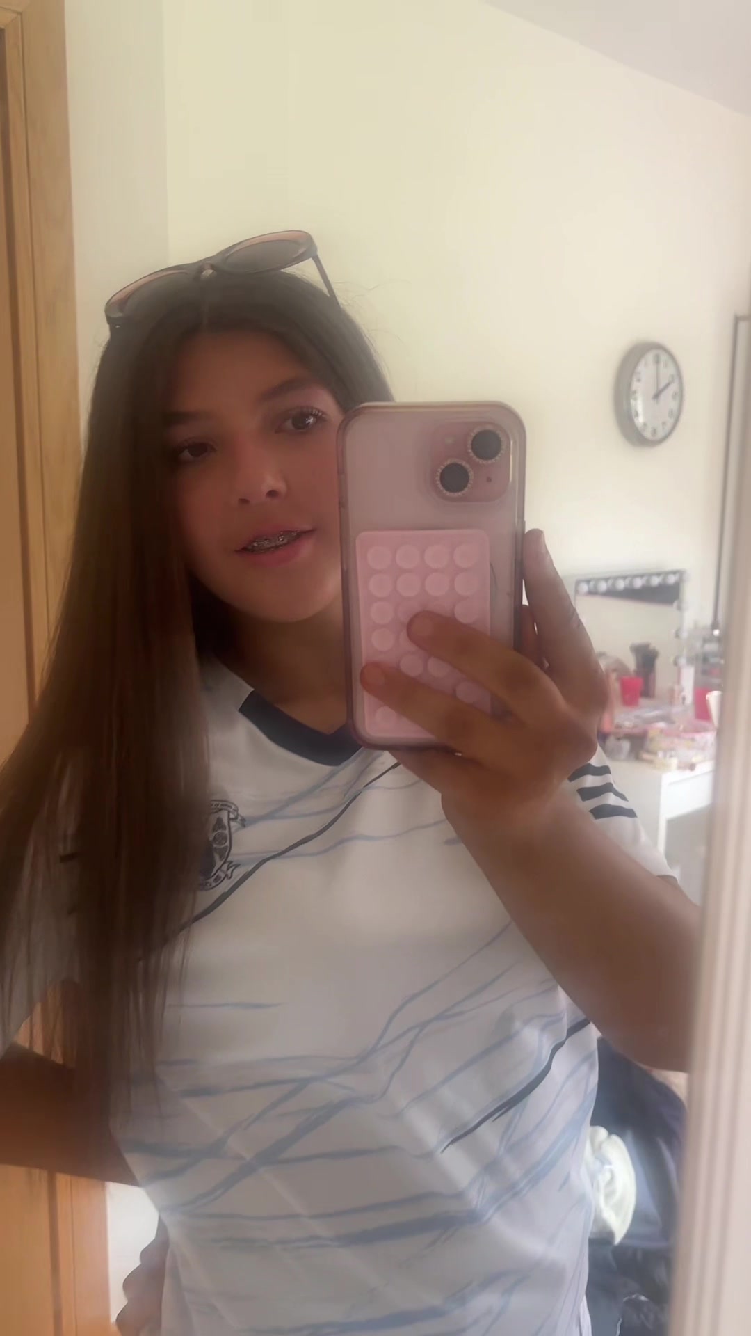 @aizeaa