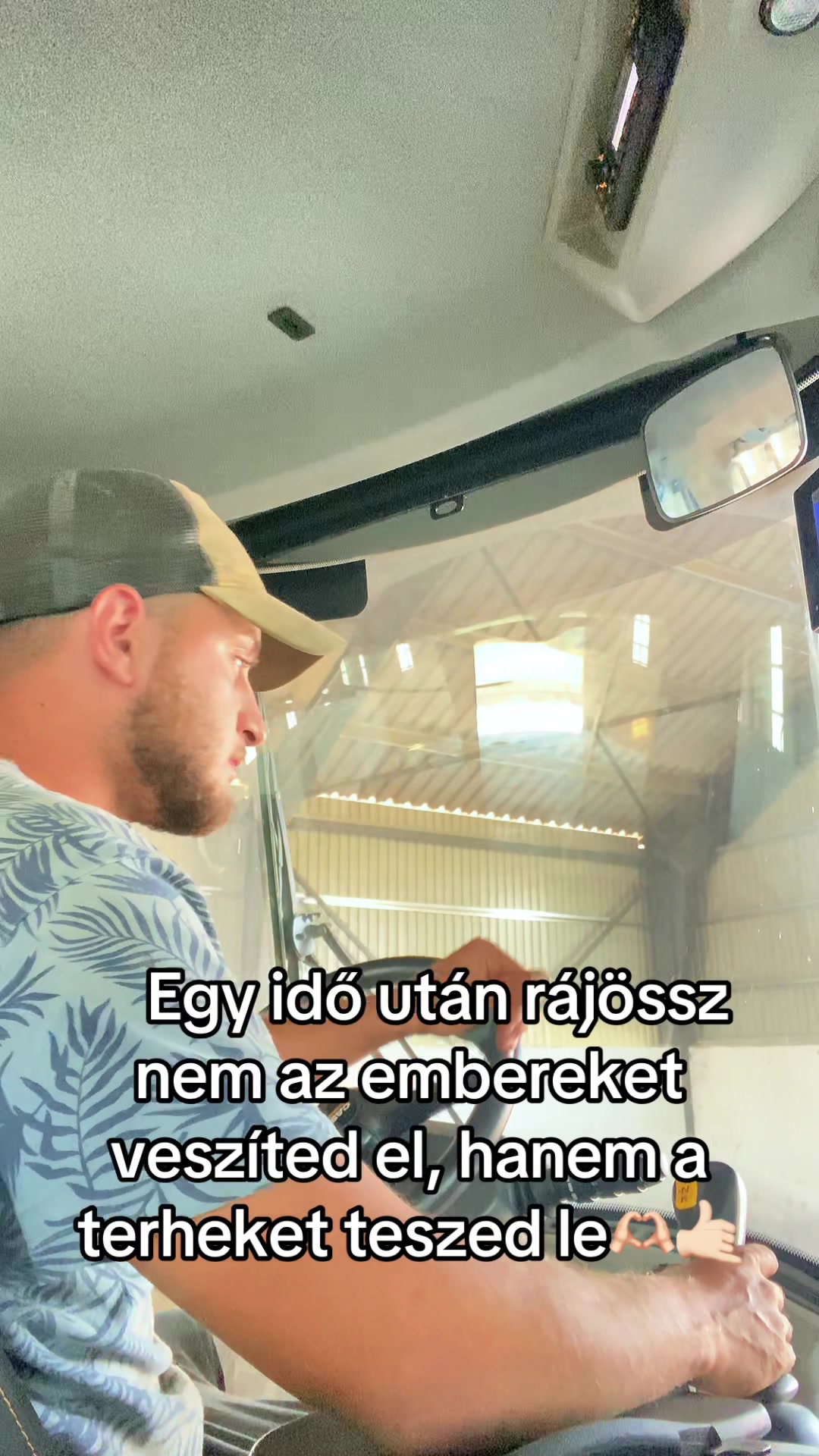 @Süni🦔