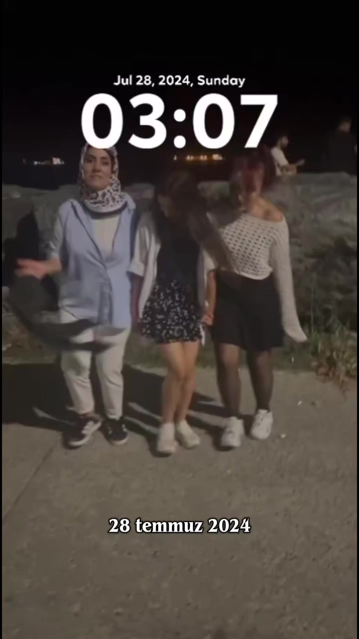 @✶