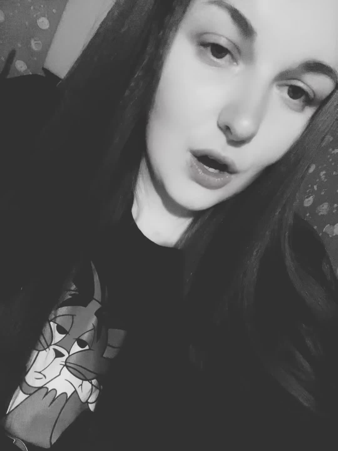 @_Kristi_0607_
