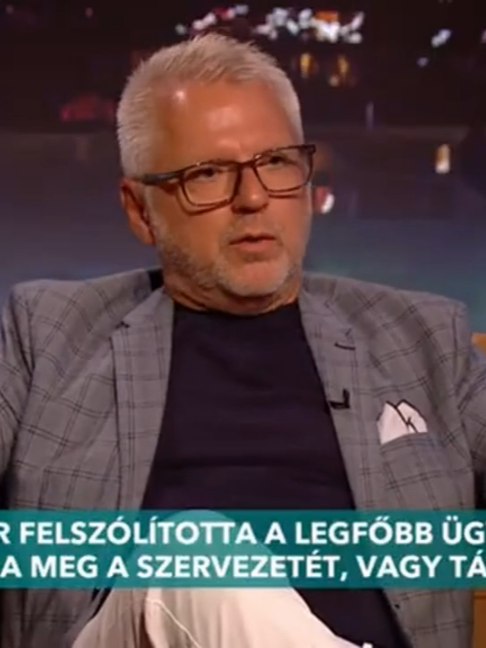 @Kőszegi Andr&aacute;s m&aacute;rkatan&aacute;csad&oacute;
