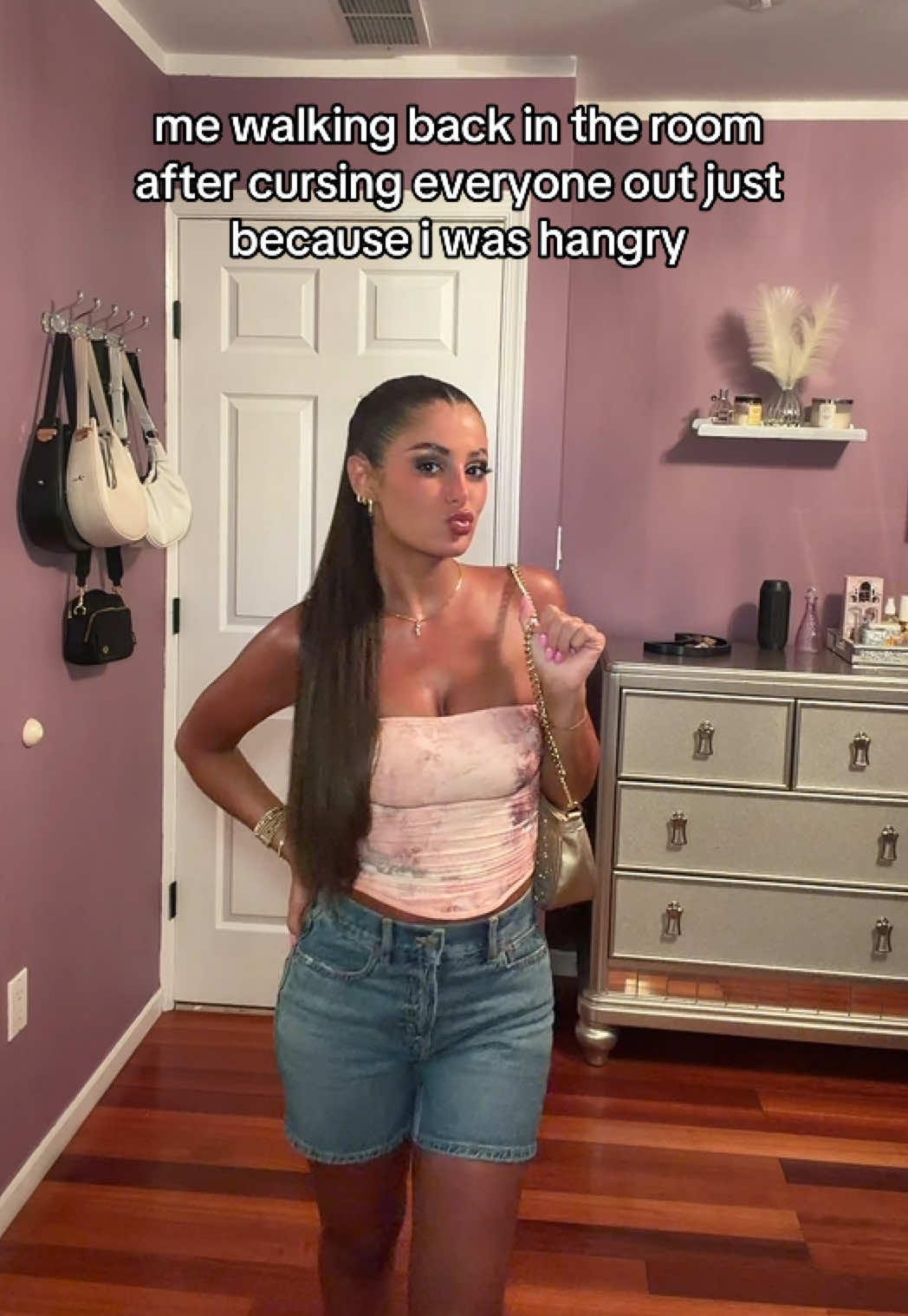@nicolettagambino