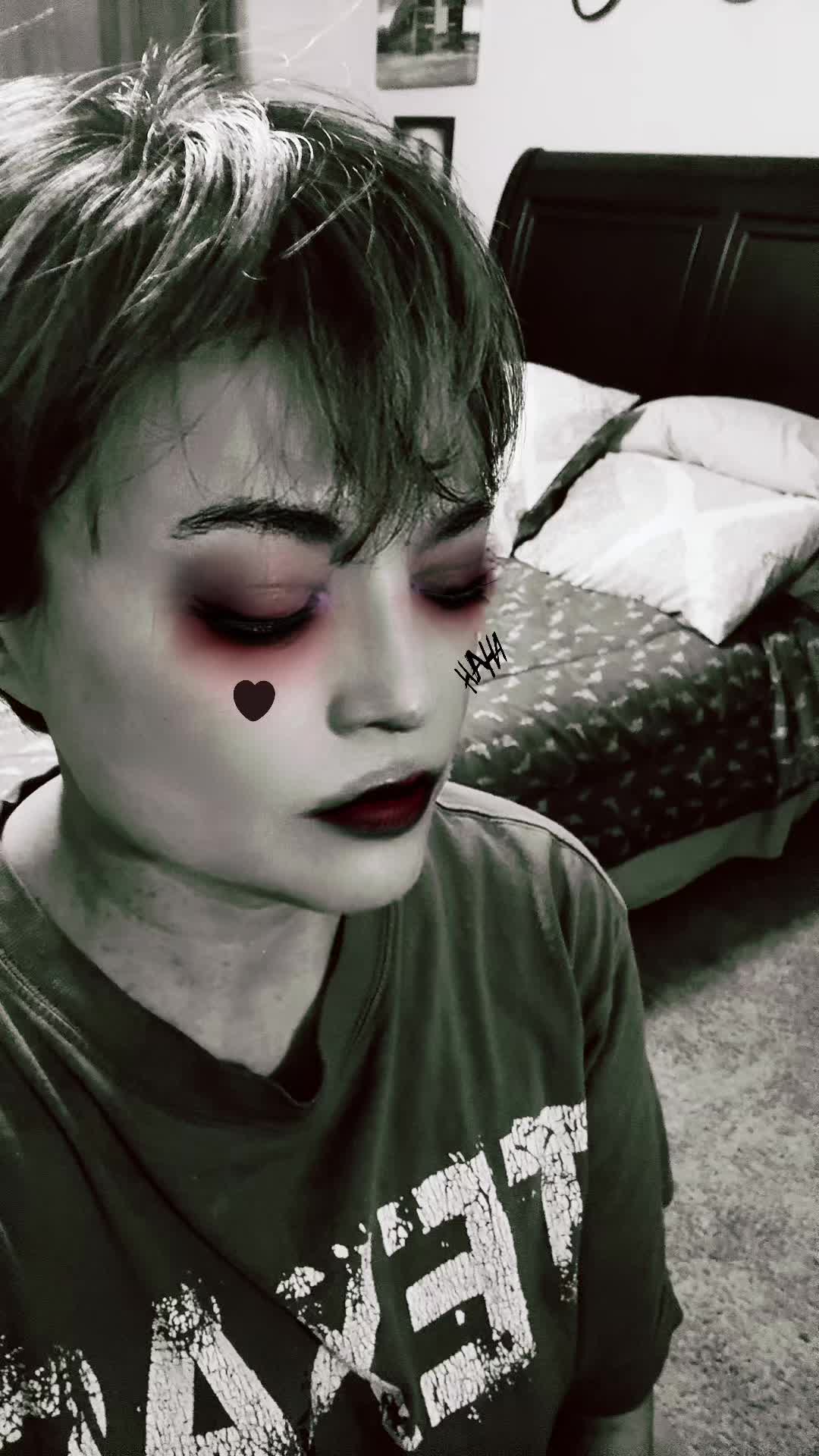 @Keekee_143