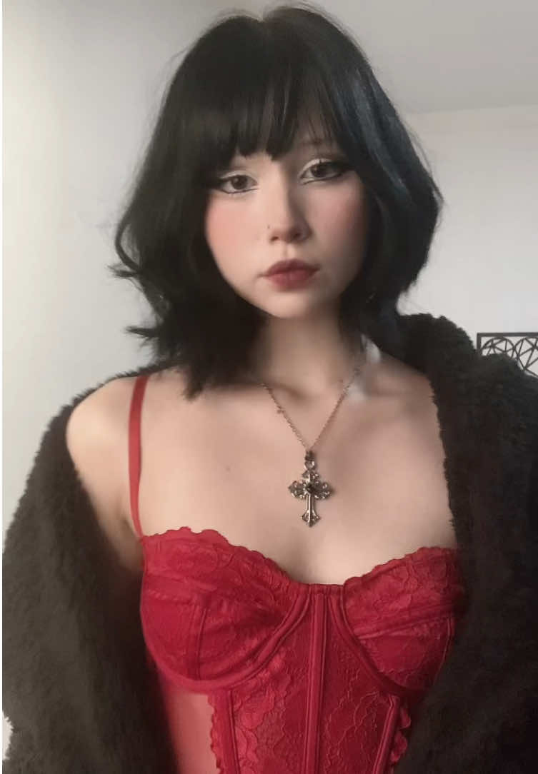 @bella⛧