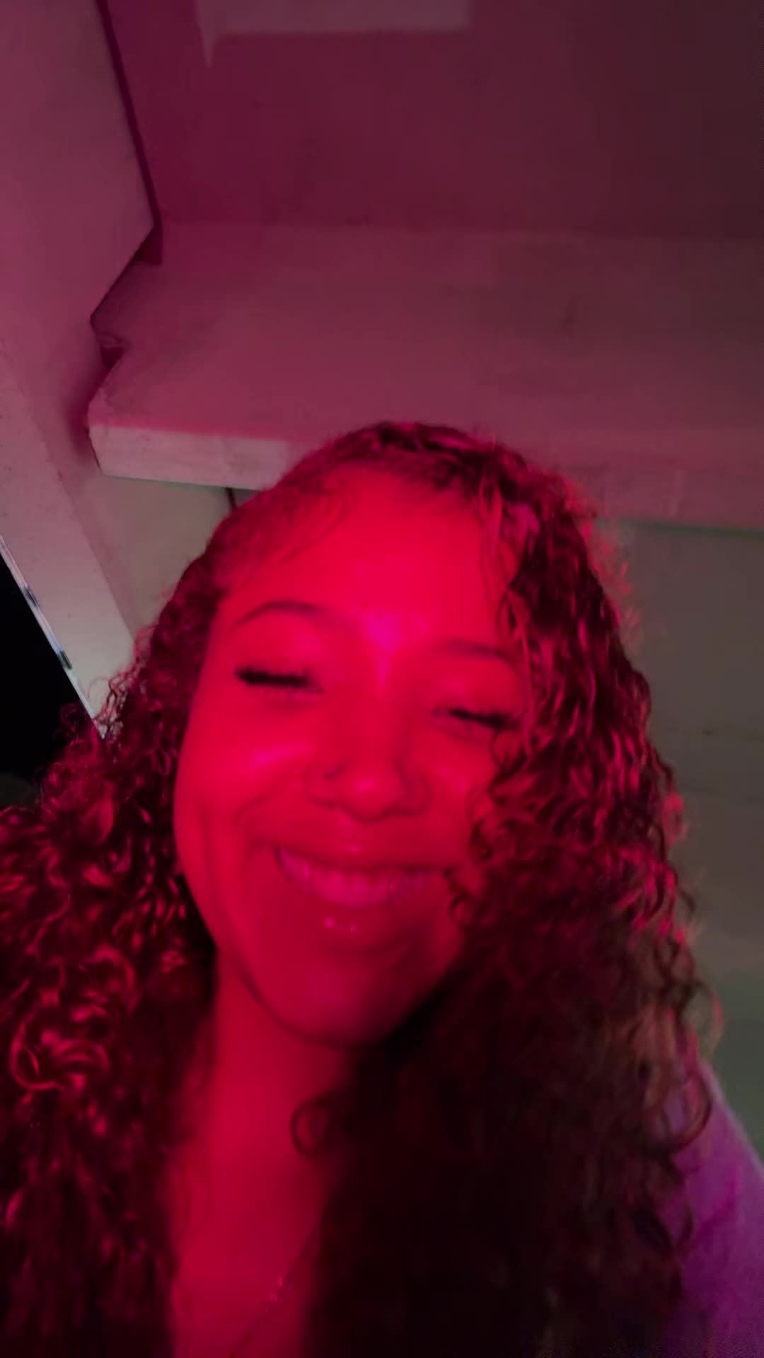 @Ava