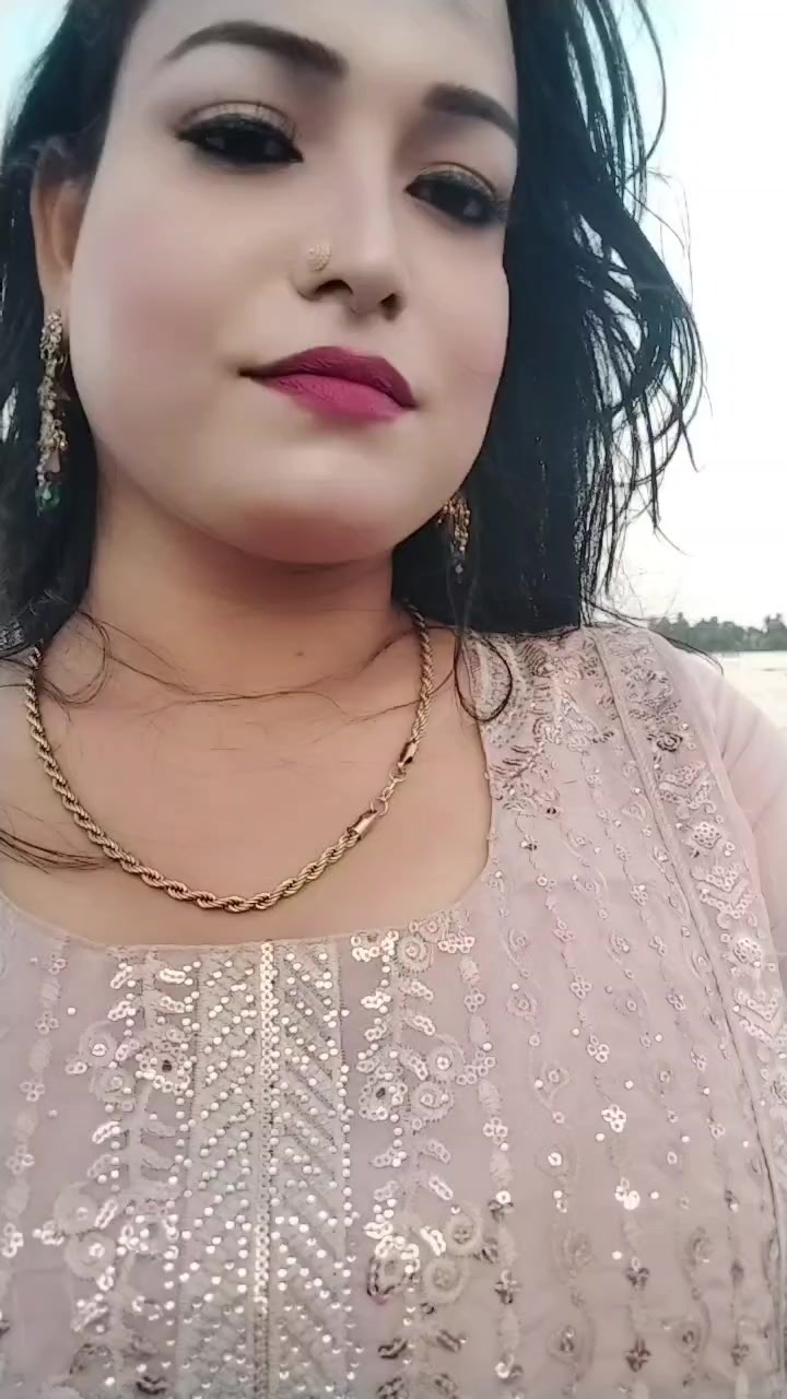 @❤️,,,,জবা রানী,,,,❤️