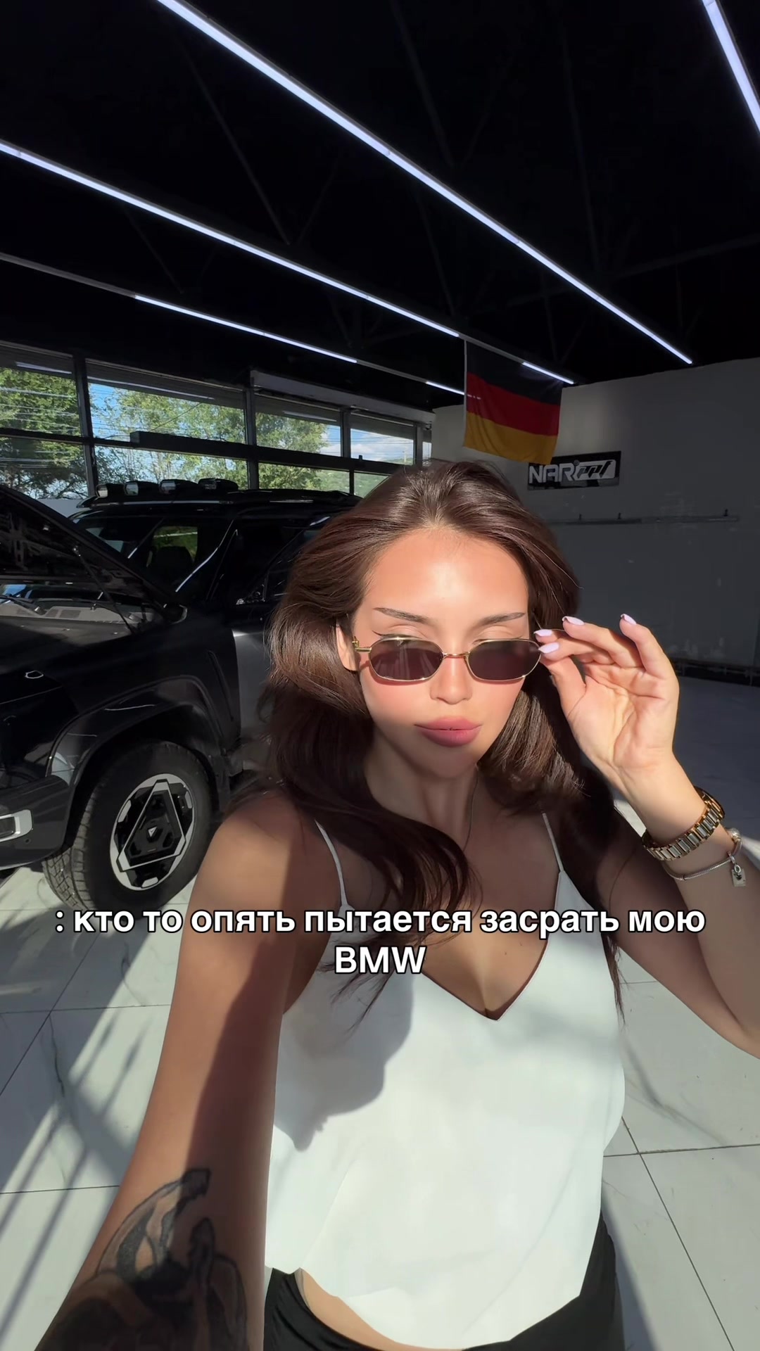 @b.lvvck