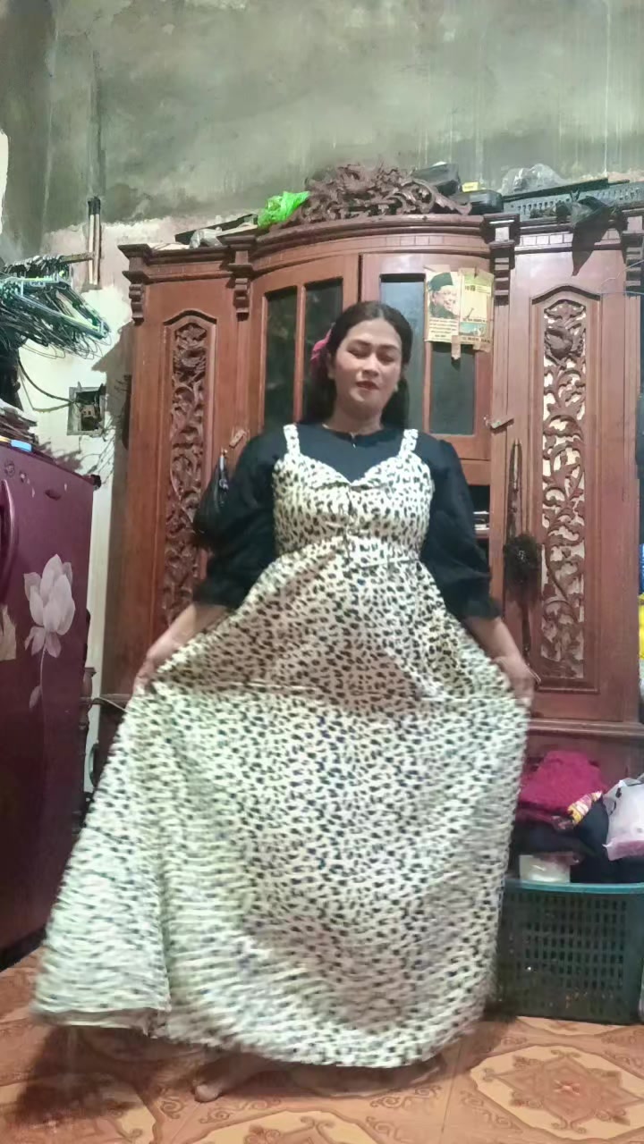 @Nayashoop
