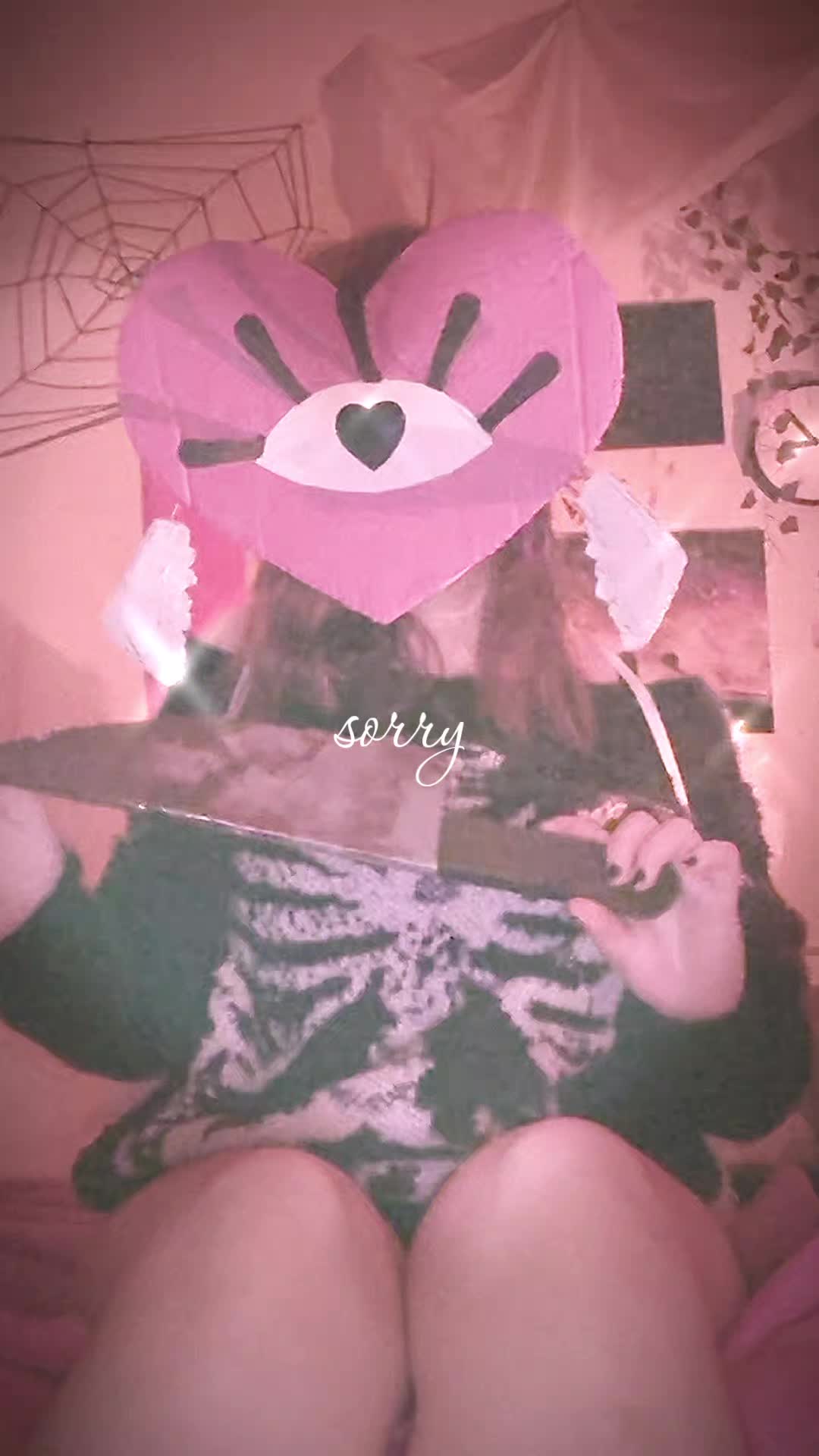 @weirdjoy