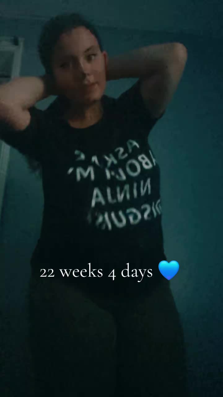 @Ashleigh.teenmama2under2♡