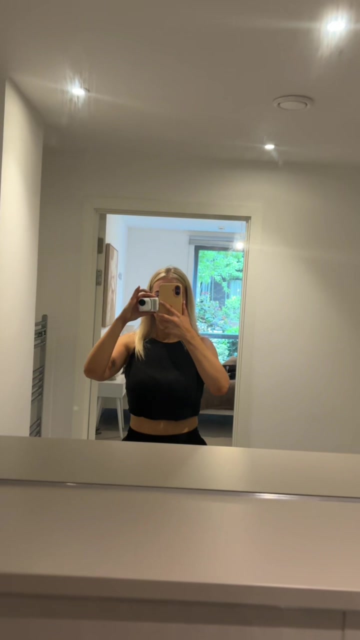 @Sophhh
