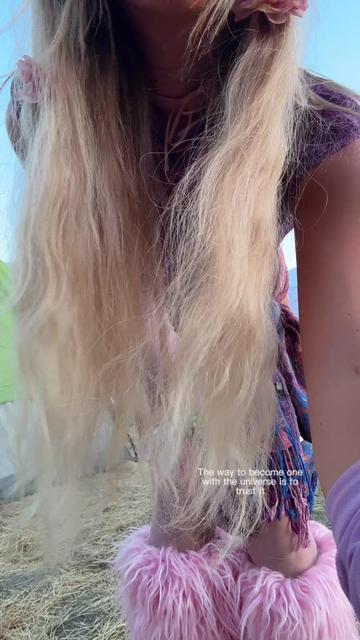 @verycoolhotstrangegirlxo